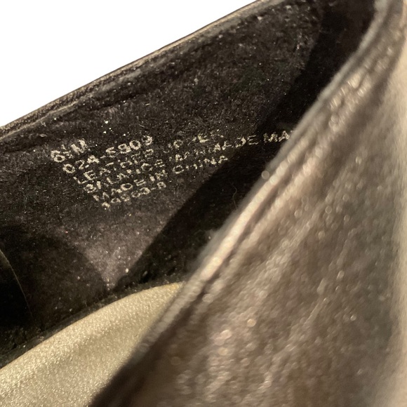 East 5th Women’s Black leather pumps. Size 6.5M - Picture 9 of 9